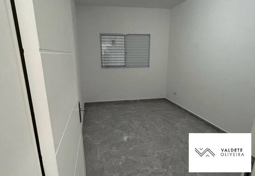 Casa à venda com 2 quartos, 54m² - Foto 5