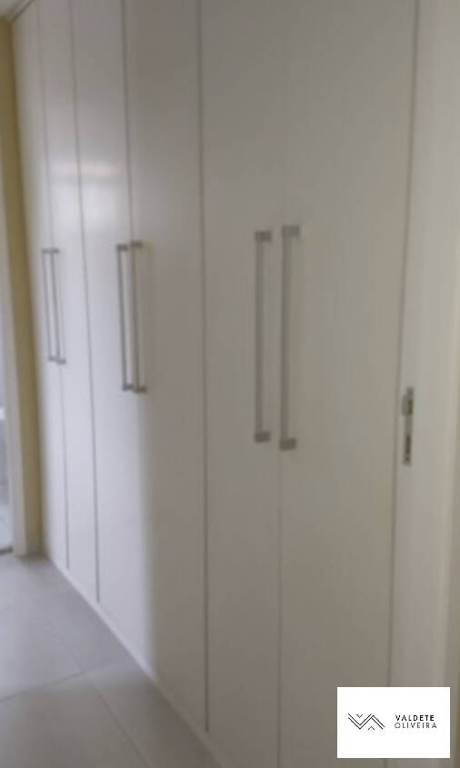 Apartamento à venda com 3 quartos, 100m² - Foto 2