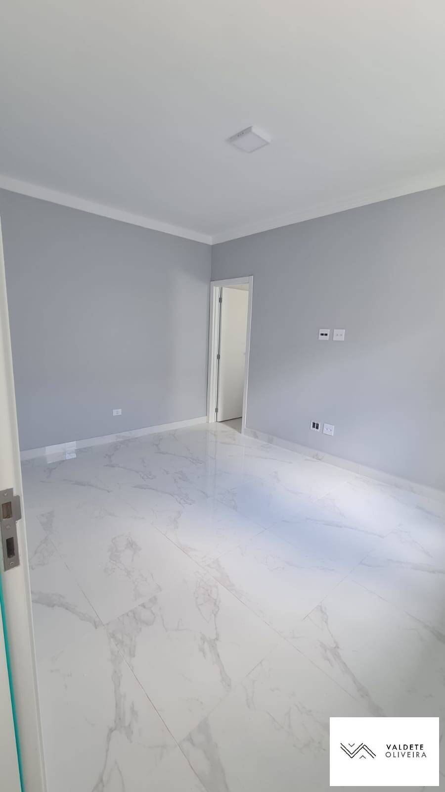 Casa à venda com 3 quartos, 87m² - Foto 18