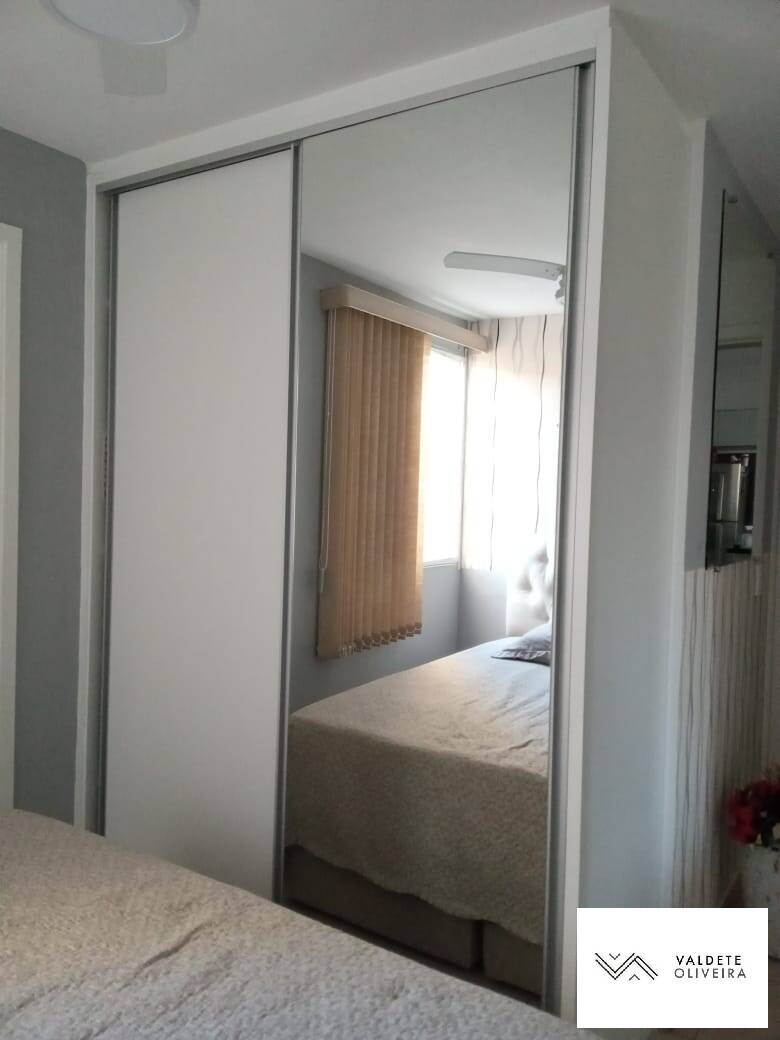 Apartamento à venda com 2 quartos, 45m² - Foto 11