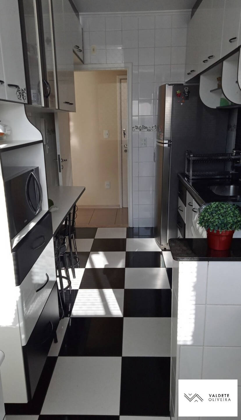 Apartamento à venda com 3 quartos, 74m² - Foto 6