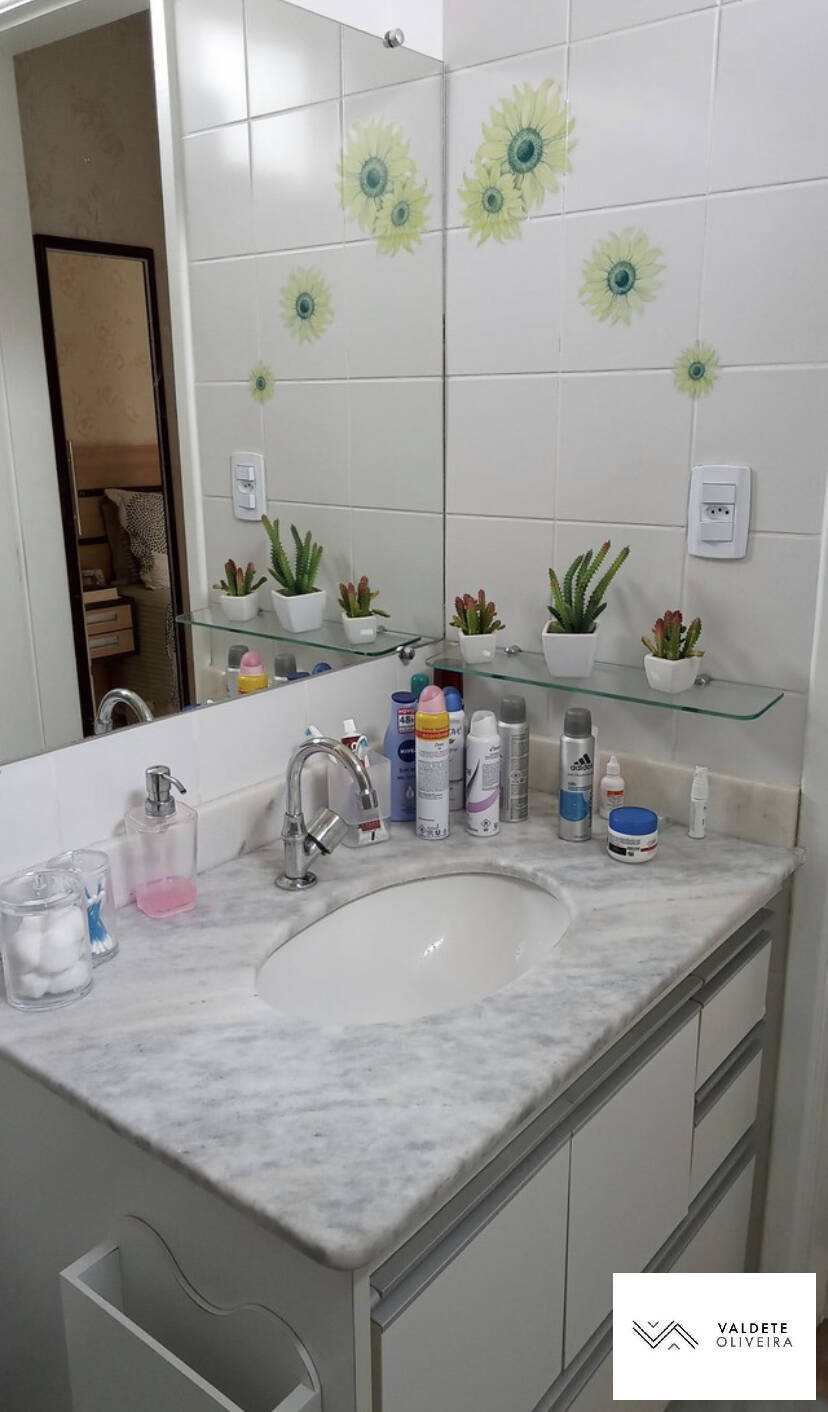 Apartamento à venda com 3 quartos, 74m² - Foto 12