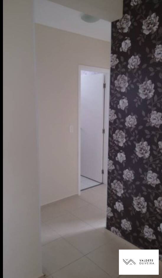 Apartamento à venda com 2 quartos, 47m² - Foto 2