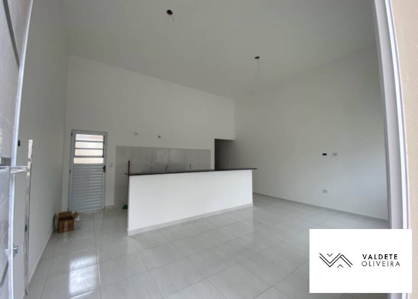 Casa à venda com 2 quartos, 73m² - Foto 5