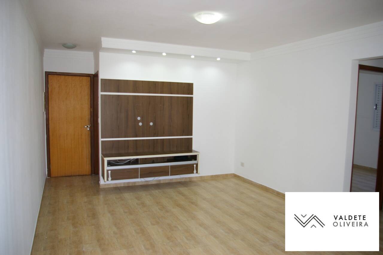 Apartamento à venda com 2 quartos, 72m² - Foto 1