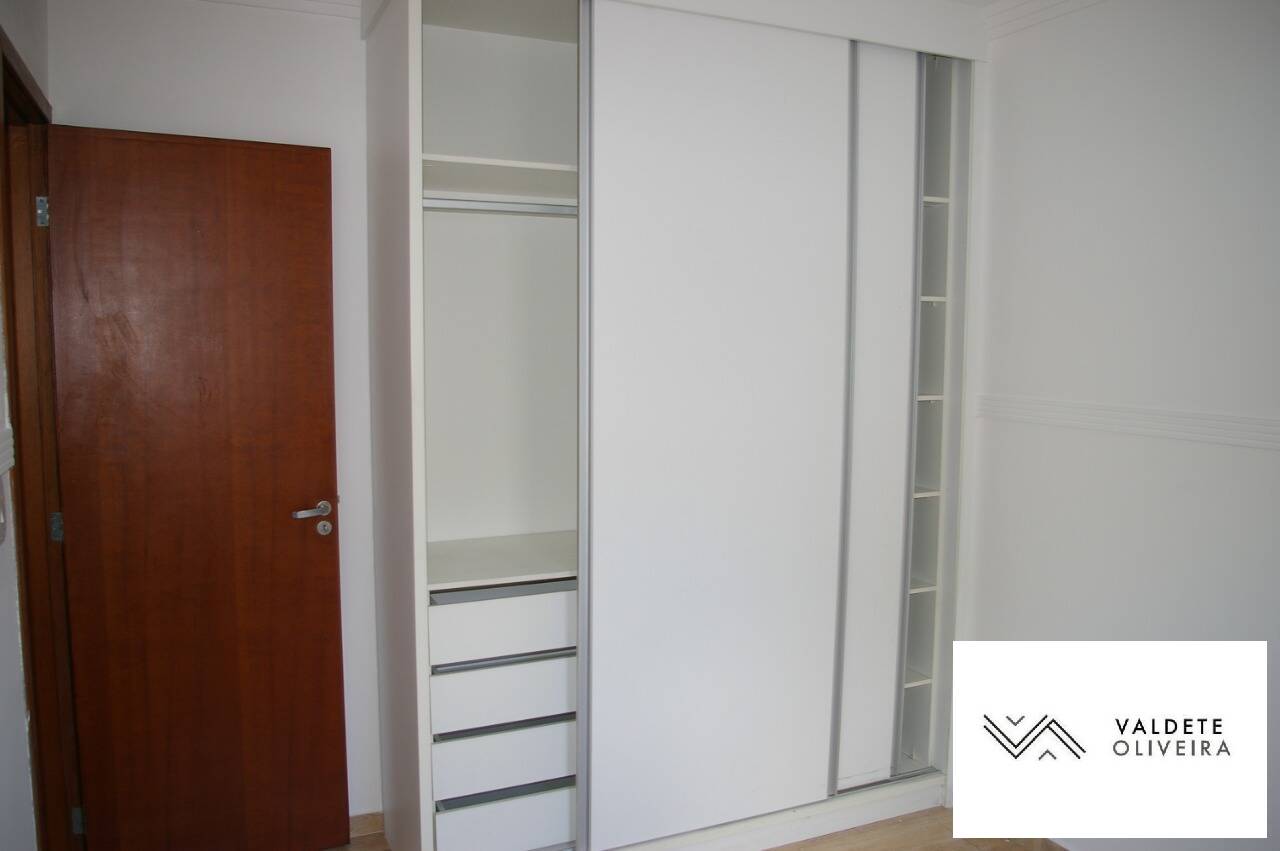 Apartamento à venda com 2 quartos, 72m² - Foto 10