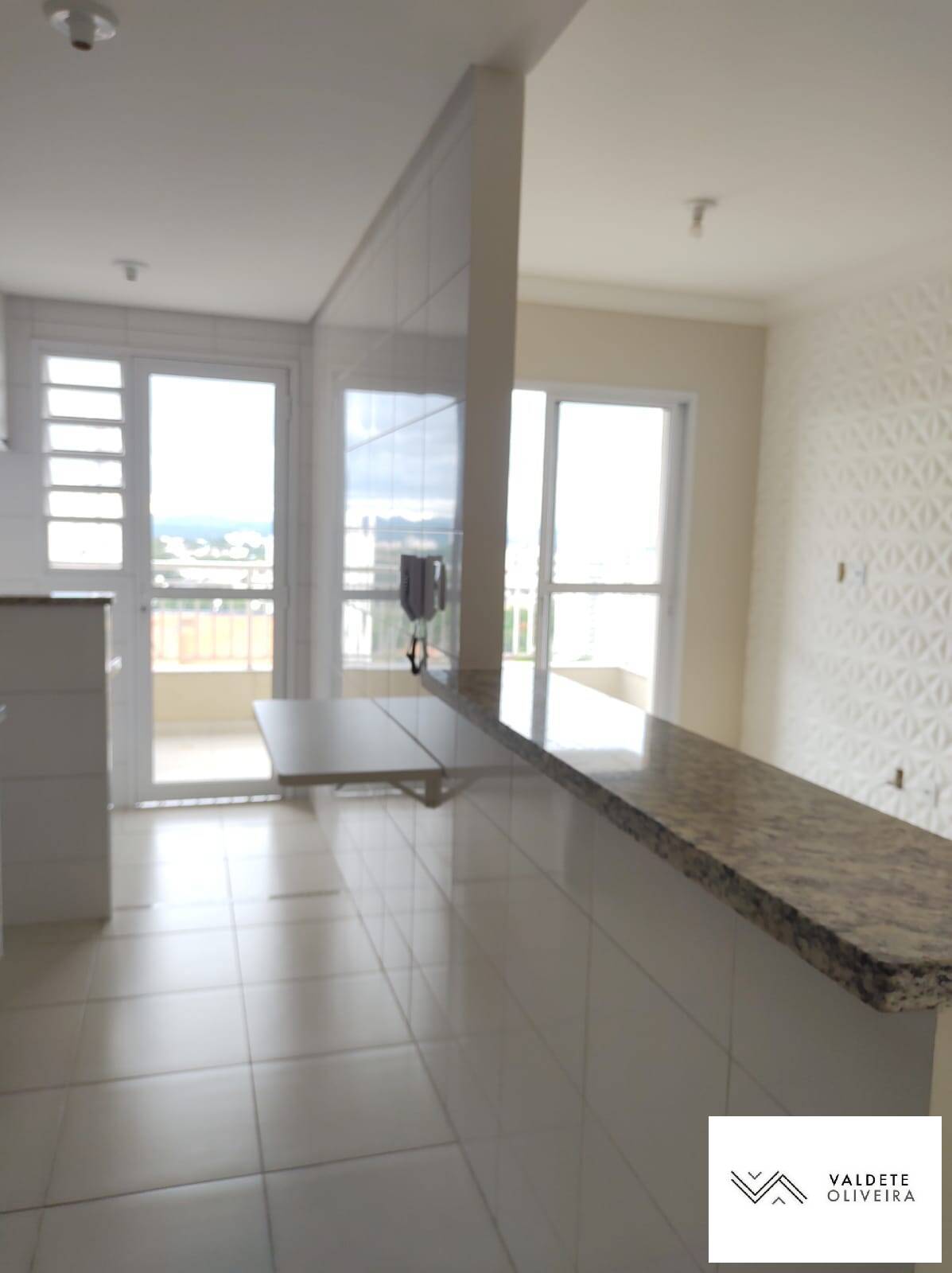 Apartamento à venda com 2 quartos, 69m² - Foto 3