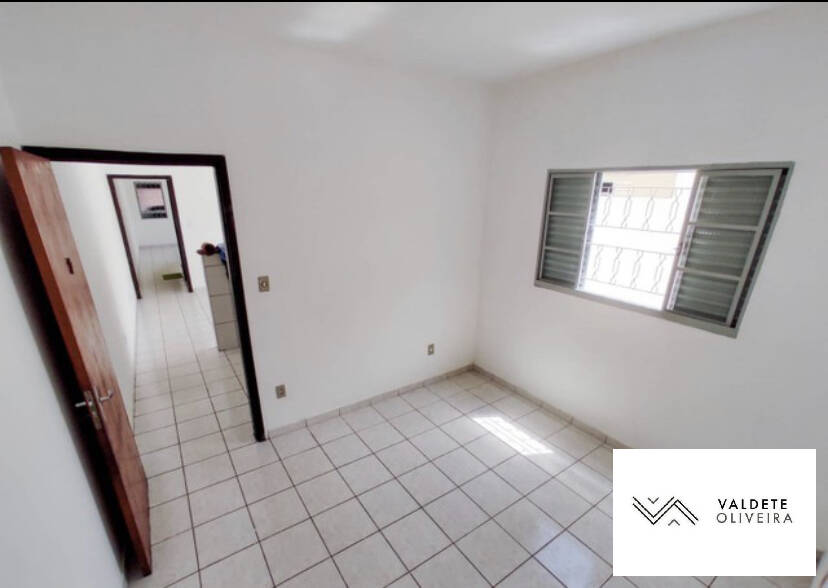 Casa à venda com 4 quartos, 117m² - Foto 15