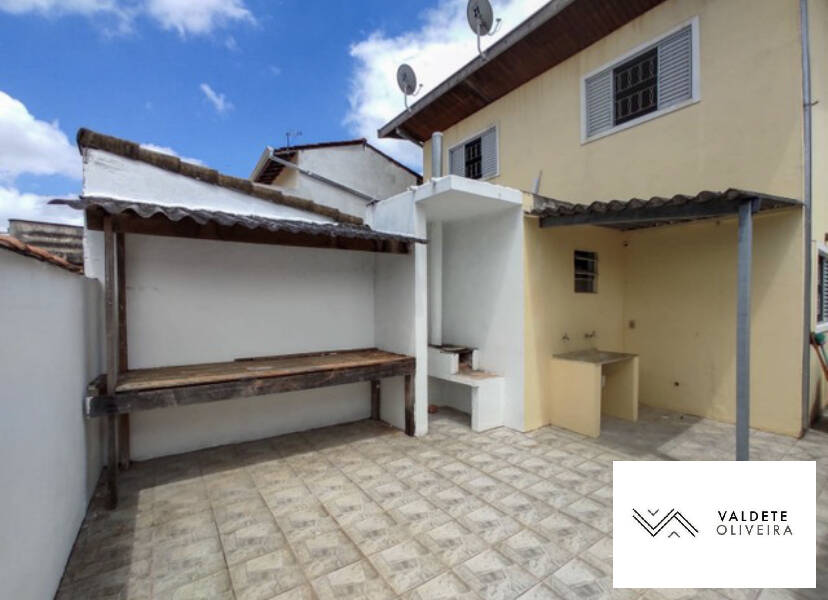 Casa à venda com 4 quartos, 117m² - Foto 19