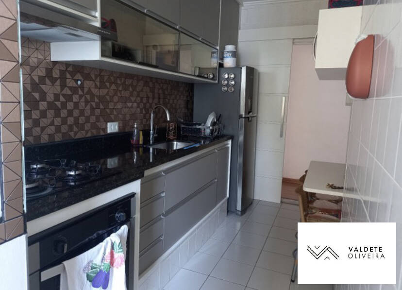 Apartamento à venda com 3 quartos, 64m² - Foto 9