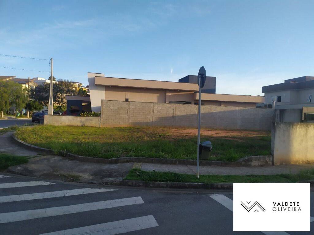 Apartamento à venda com 4 quartos, 220m² - Foto 5