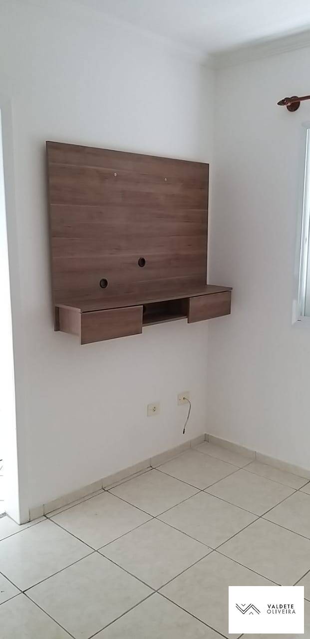 Apartamento à venda com 3 quartos, 63m² - Foto 2