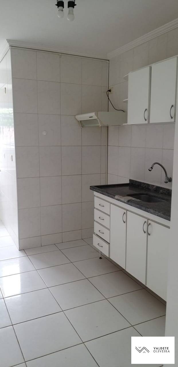 Apartamento à venda com 3 quartos, 63m² - Foto 7