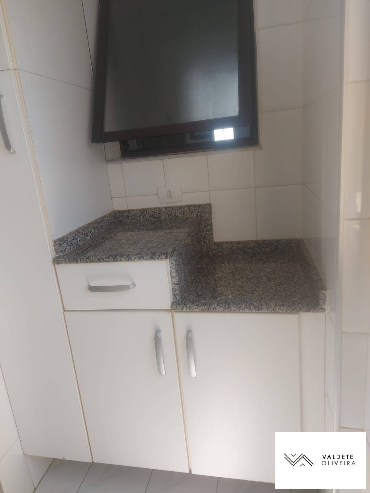 Apartamento à venda com 3 quartos, 77m² - Foto 27