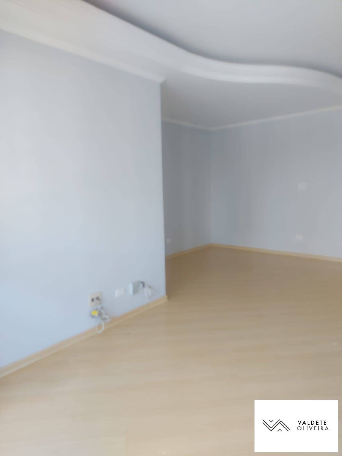 Apartamento à venda com 3 quartos, 77m² - Foto 4