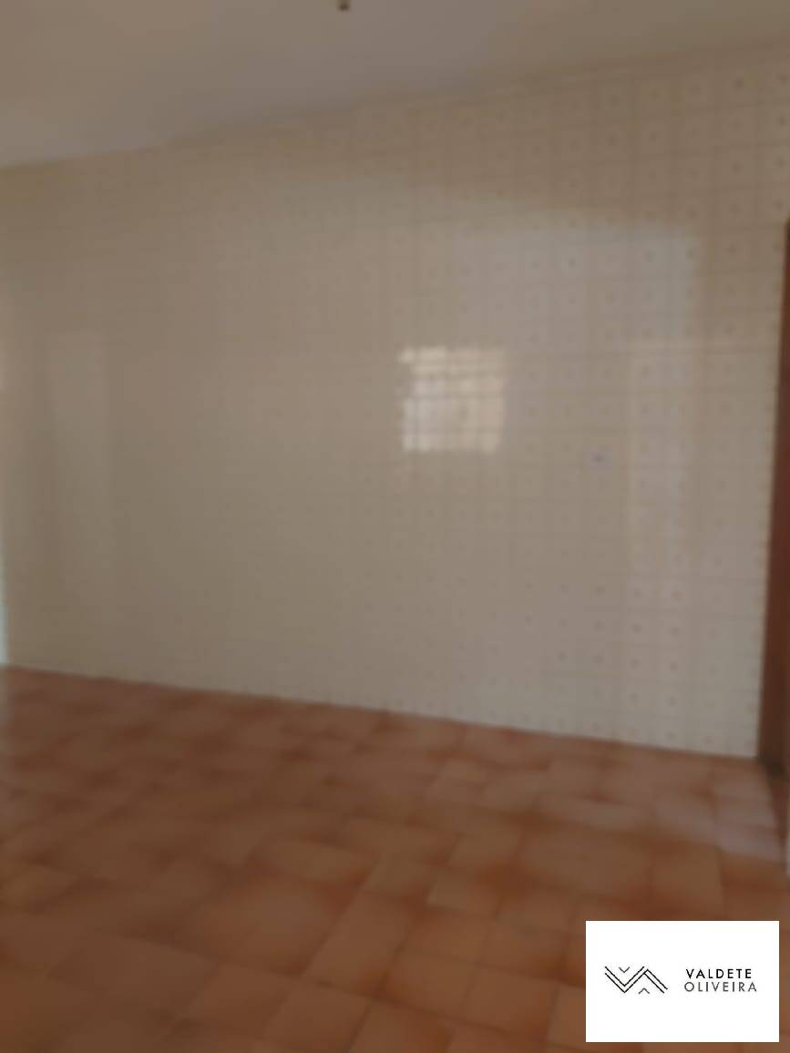 Casa à venda com 2 quartos, 150m² - Foto 6