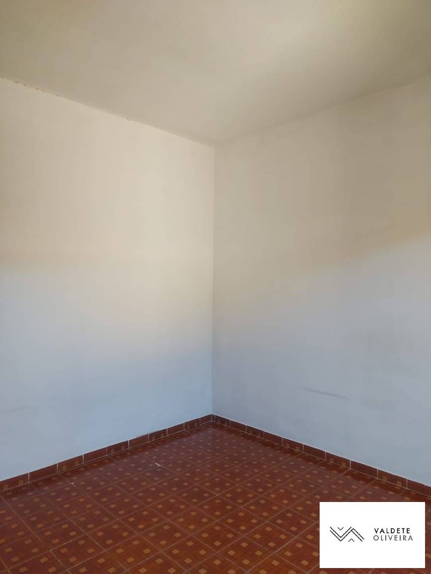 Casa à venda com 2 quartos, 150m² - Foto 13