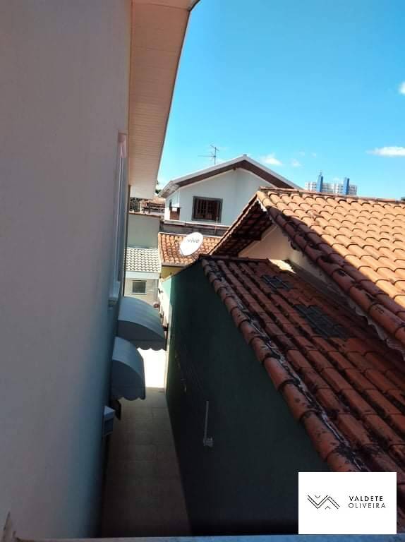 Casa à venda com 3 quartos, 250m² - Foto 10