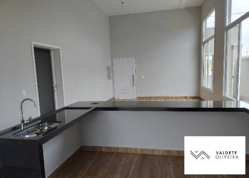 Casa à venda com 3 quartos, 156m² - Foto 13