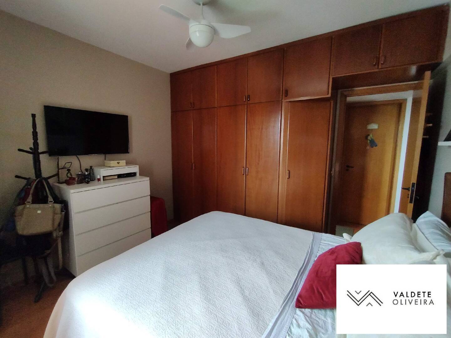 Apartamento à venda com 4 quartos, 130m² - Foto 15