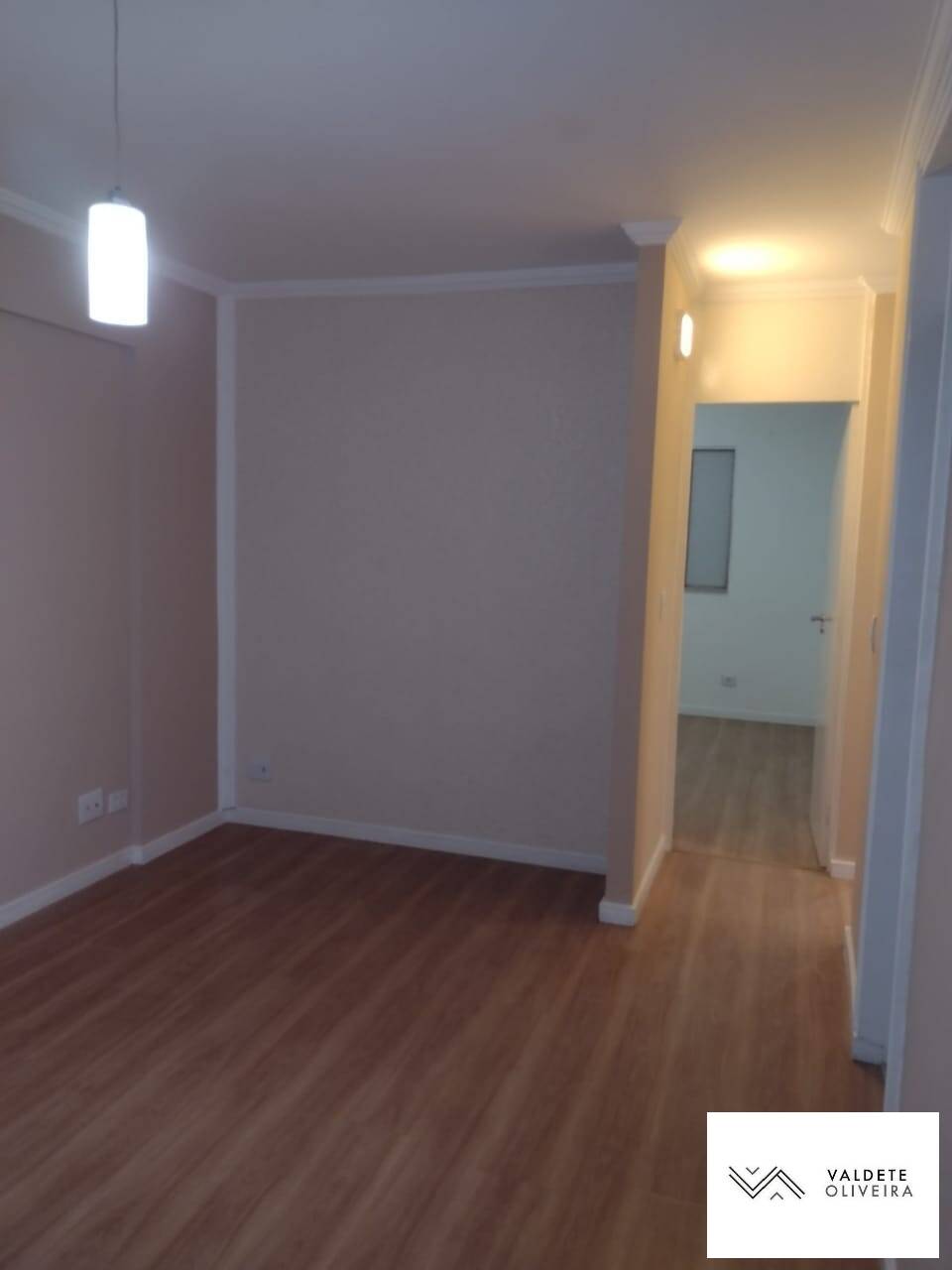 Apartamento à venda com 2 quartos, 65m² - Foto 1