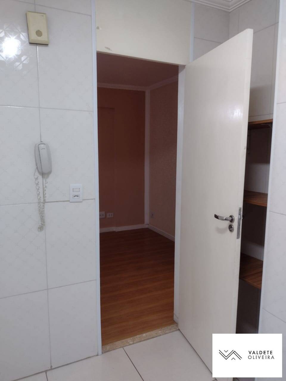 Apartamento à venda com 2 quartos, 65m² - Foto 13