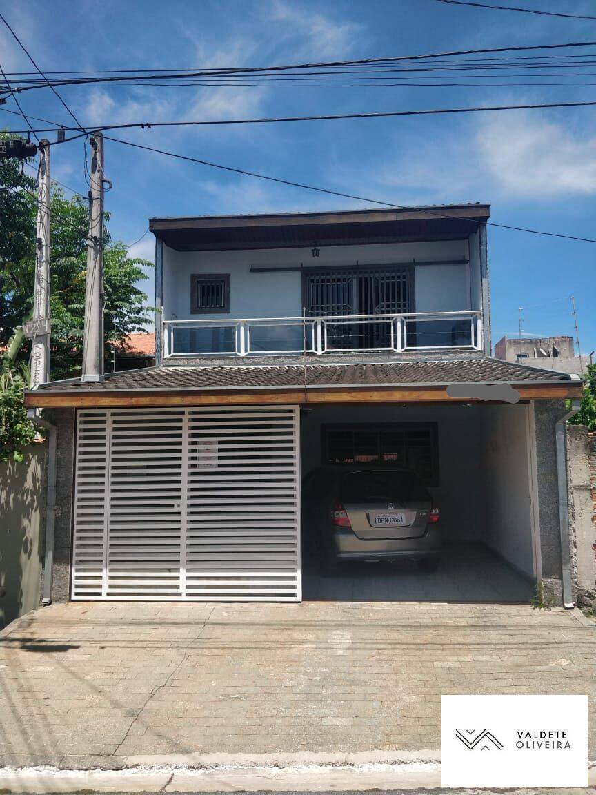 Sobrado à venda com 4 quartos, 197m² - Foto 1