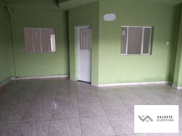 Casa à venda com 2 quartos, 66m² - Foto 1