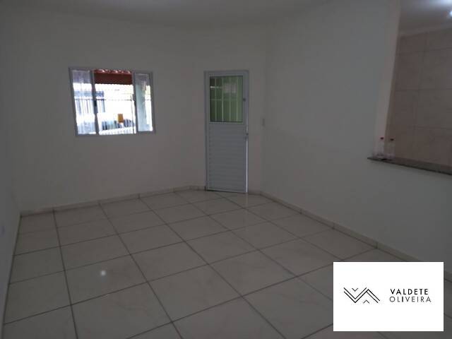 Casa à venda com 2 quartos, 66m² - Foto 6