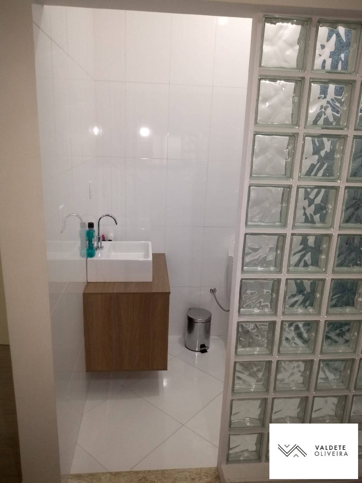 Casa à venda com 2 quartos, 140m² - Foto 12