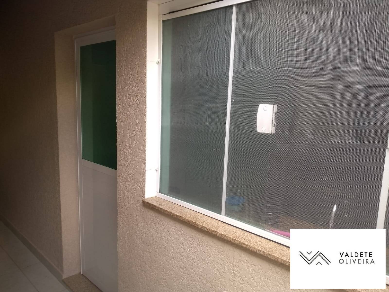 Casa à venda com 2 quartos, 140m² - Foto 18