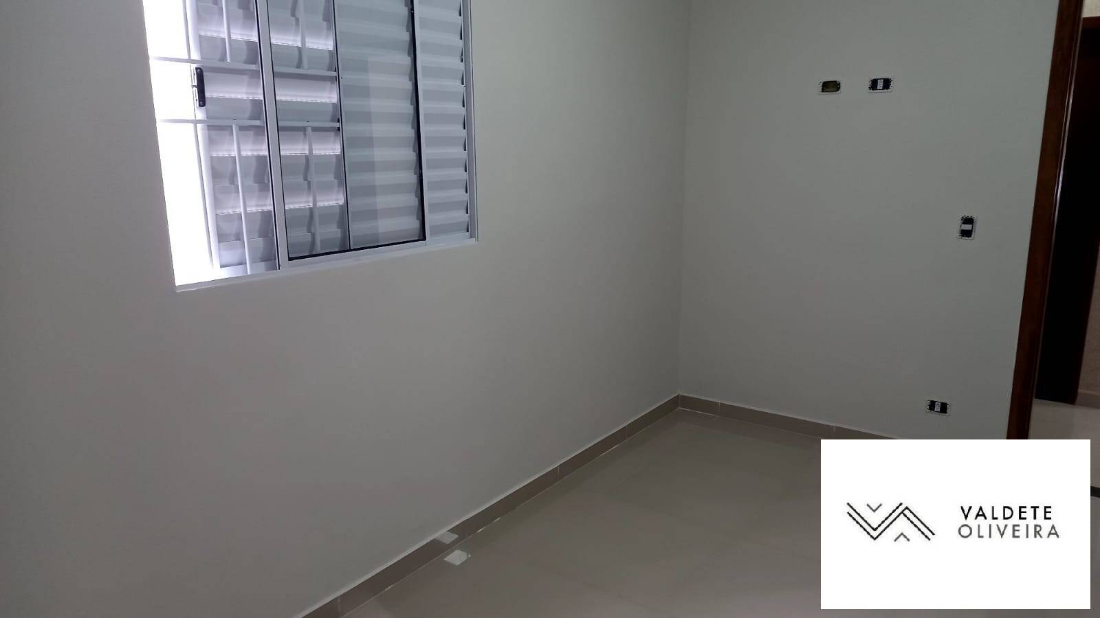 Casa à venda com 2 quartos, 96m² - Foto 11