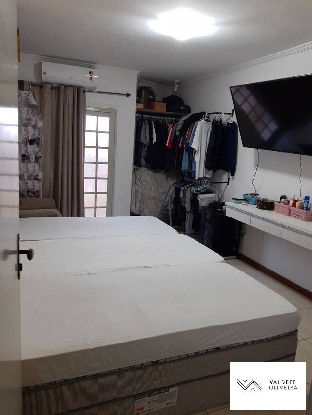 Sobrado à venda com 3 quartos, 189m² - Foto 2