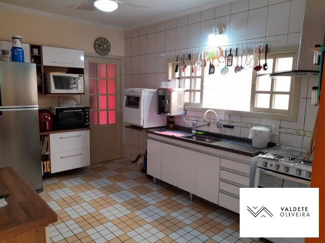 Sobrado à venda com 3 quartos, 189m² - Foto 12