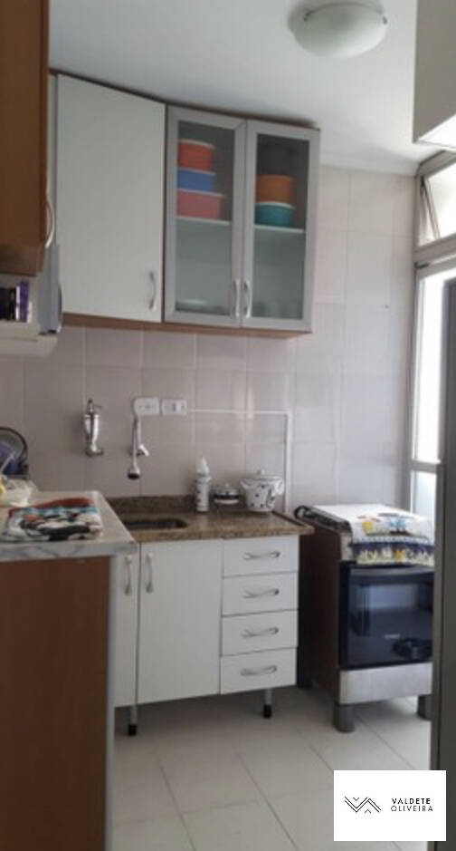 Apartamento à venda com 2 quartos, 56m² - Foto 3