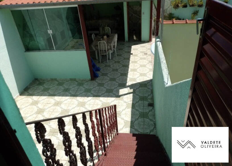 Casa à venda com 3 quartos, 360m² - Foto 4