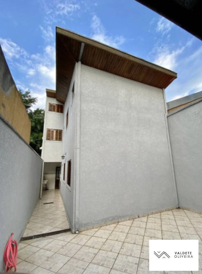 Casa à venda com 5 quartos, 150m² - Foto 12