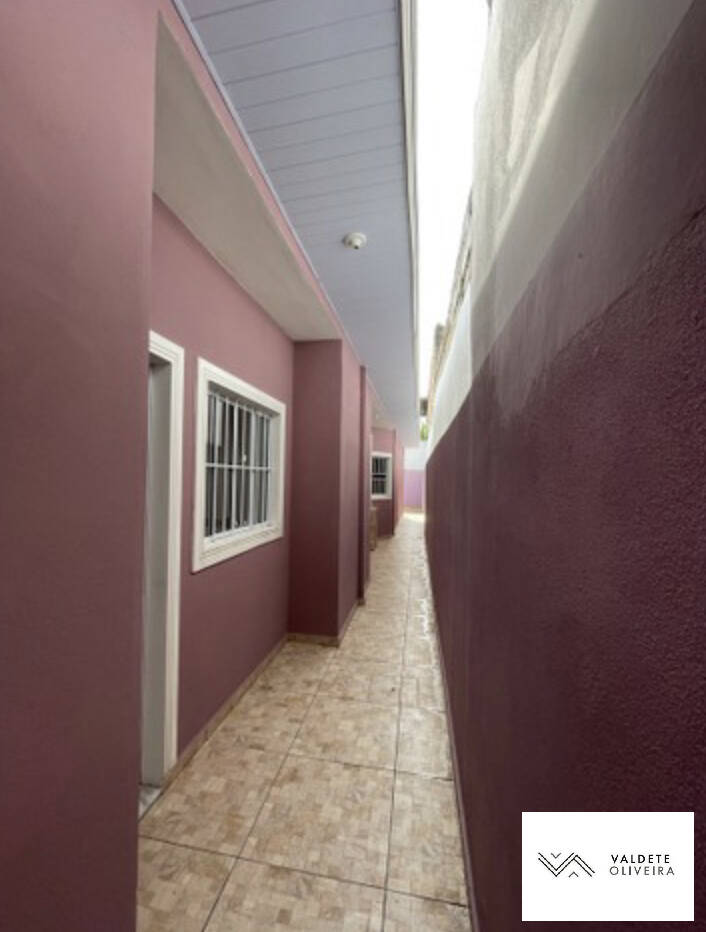 Casa à venda com 3 quartos, 74m² - Foto 5