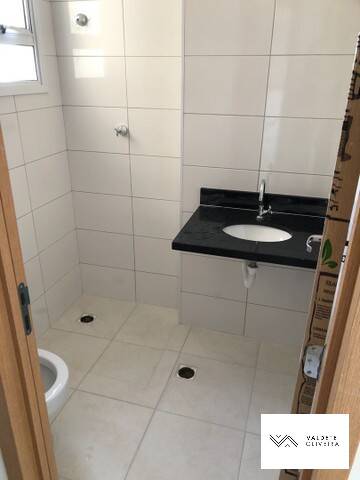 Apartamento à venda com 2 quartos, 65m² - Foto 4