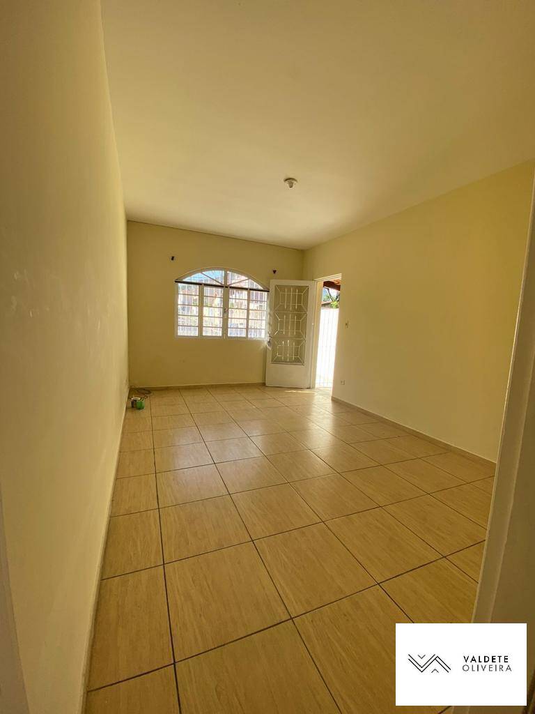 Casa à venda com 3 quartos, 110m² - Foto 9