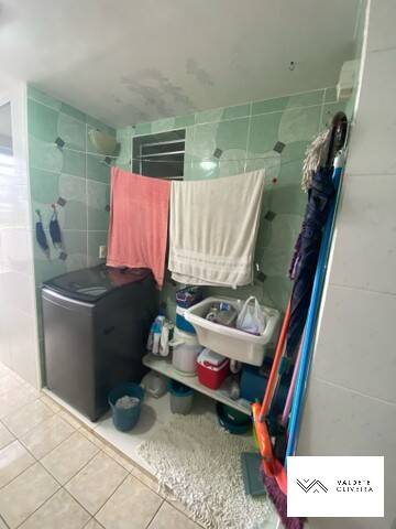 Apartamento à venda com 3 quartos, 94m² - Foto 12