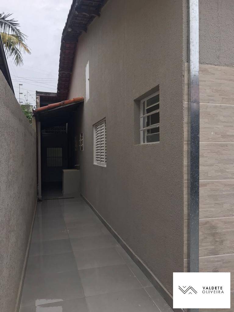 Casa à venda com 2 quartos, 200m² - Foto 7