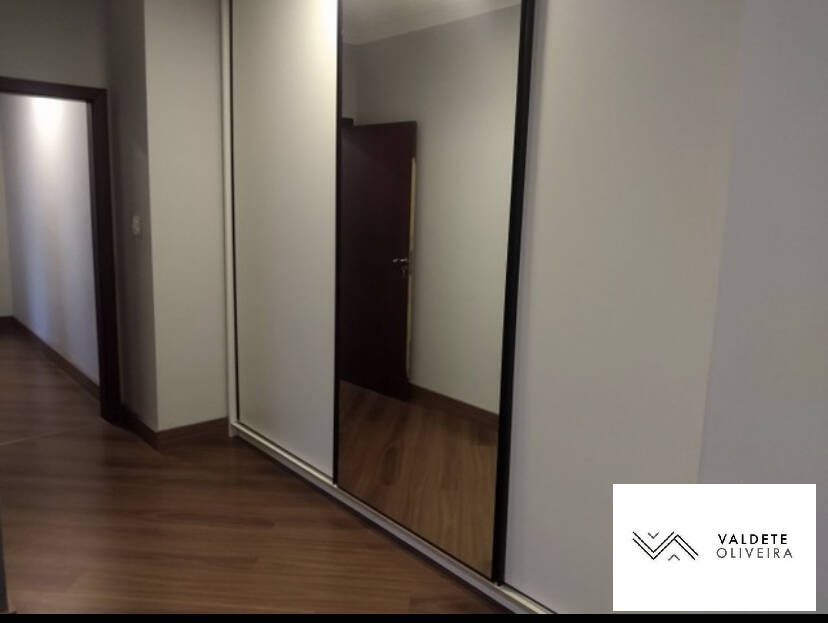 Casa à venda com 3 quartos, 200m² - Foto 3