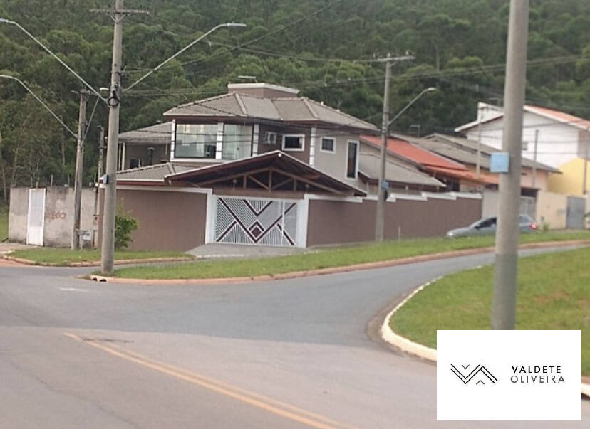 Casa à venda com 3 quartos, 200m² - Foto 15