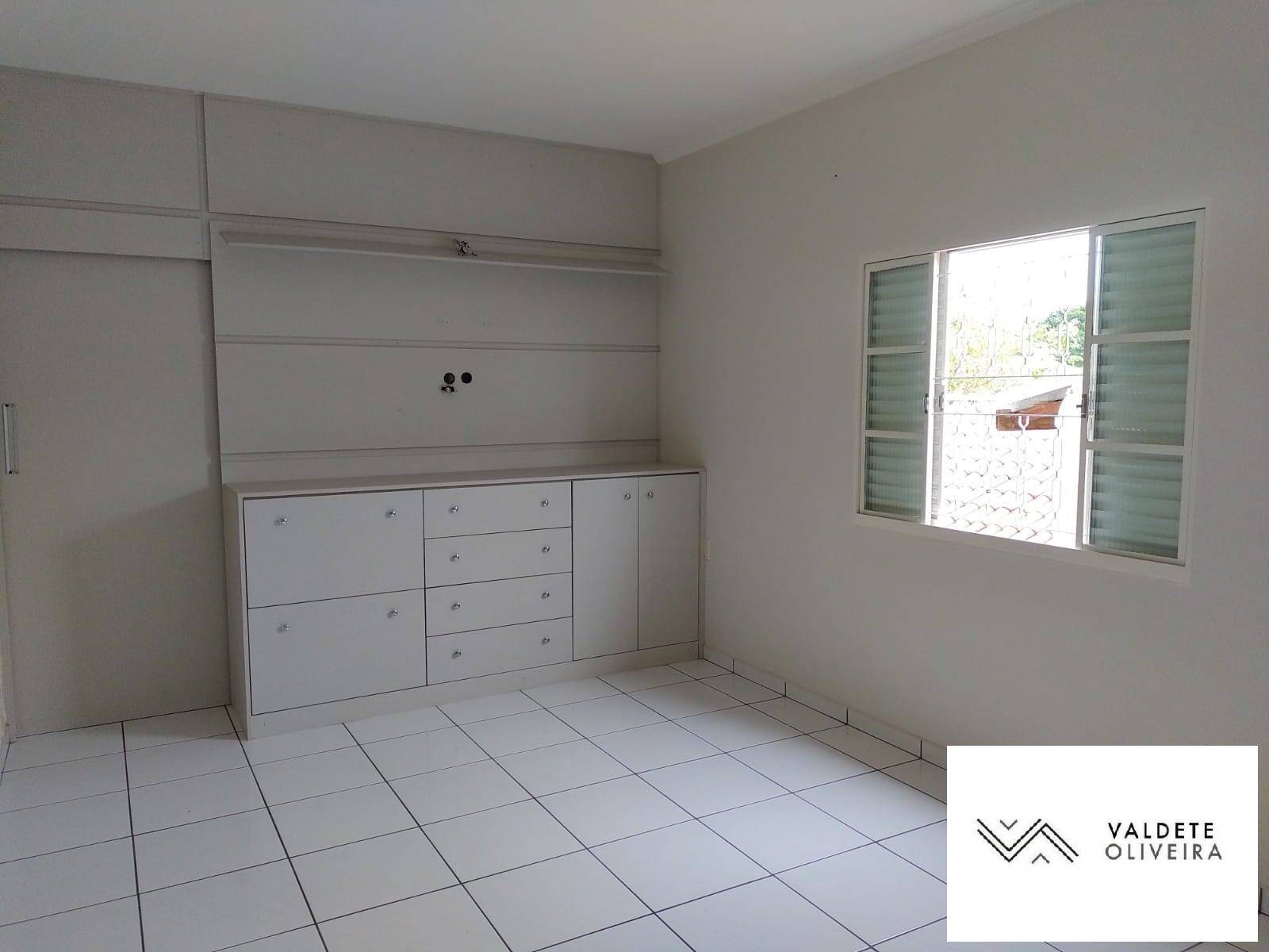 Casa à venda com 2 quartos, 140m² - Foto 16