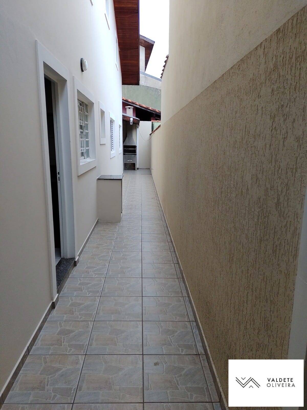 Casa à venda com 2 quartos, 140m² - Foto 22