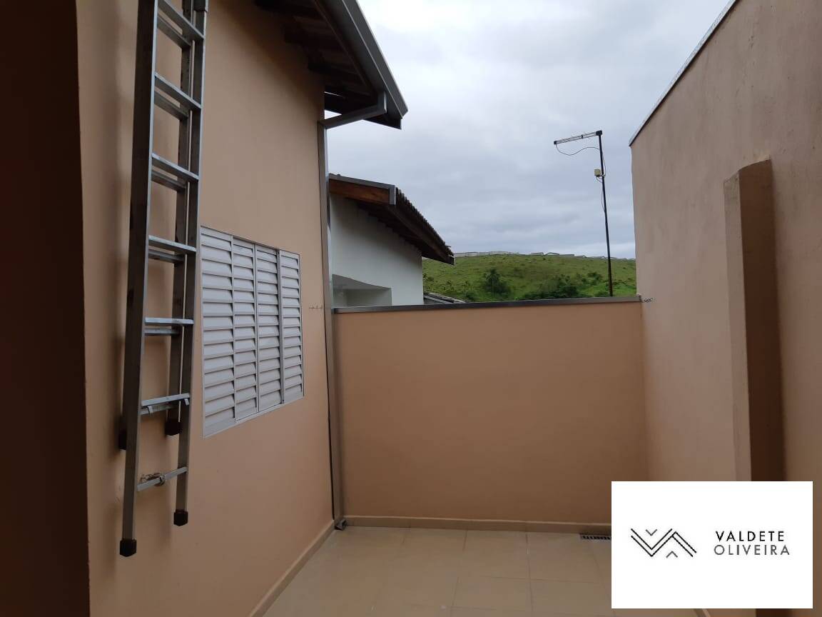 Casa à venda com 2 quartos, 67m² - Foto 17