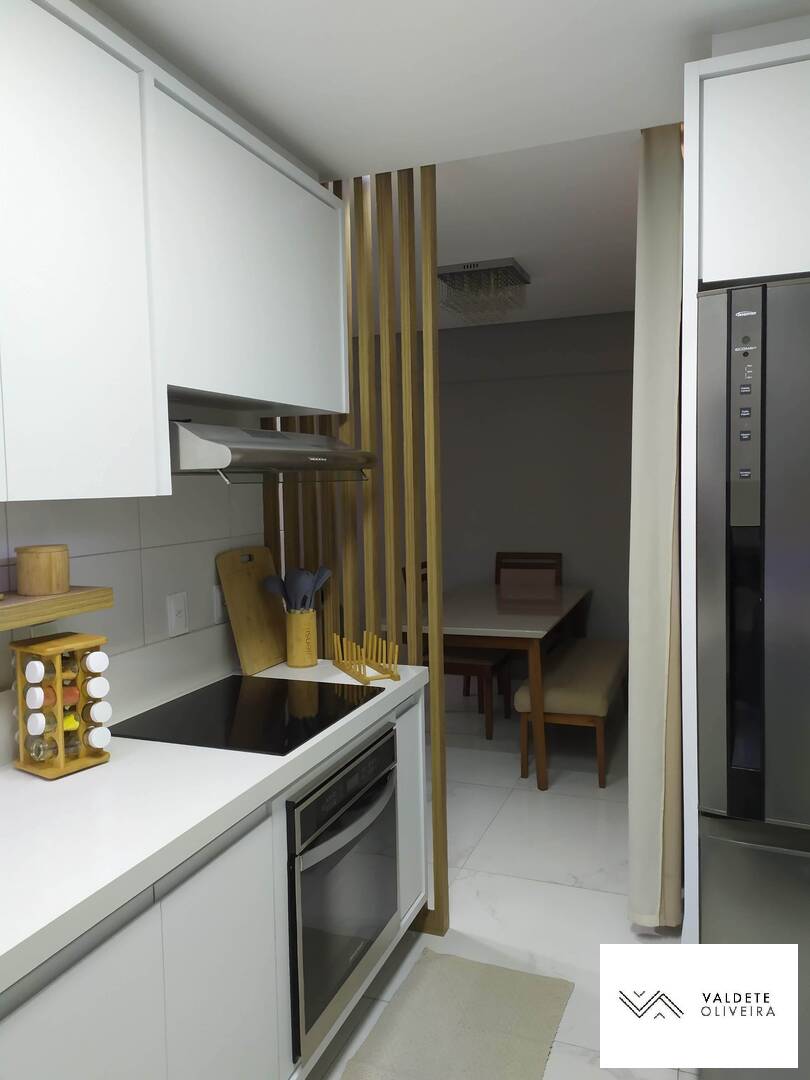 Apartamento à venda com 2 quartos, 70m² - Foto 11