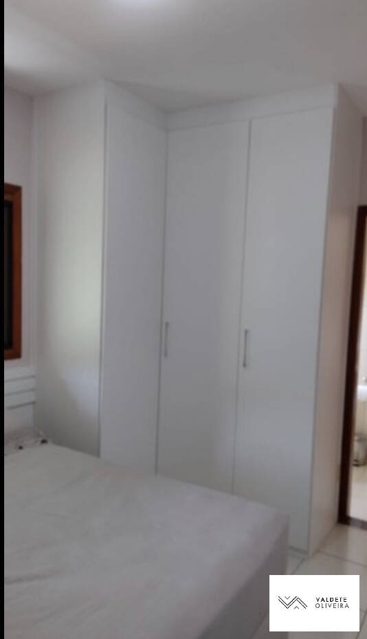 Casa à venda com 2 quartos, 80m² - Foto 2