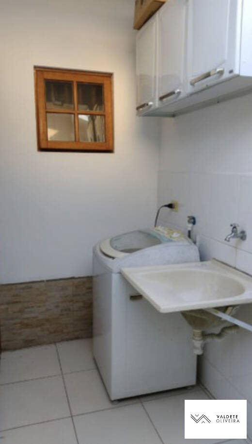 Casa à venda com 2 quartos, 80m² - Foto 8